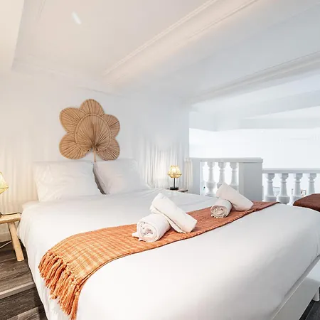 1 Longchamp - Joli - Carre D Or - Climatise Appartement